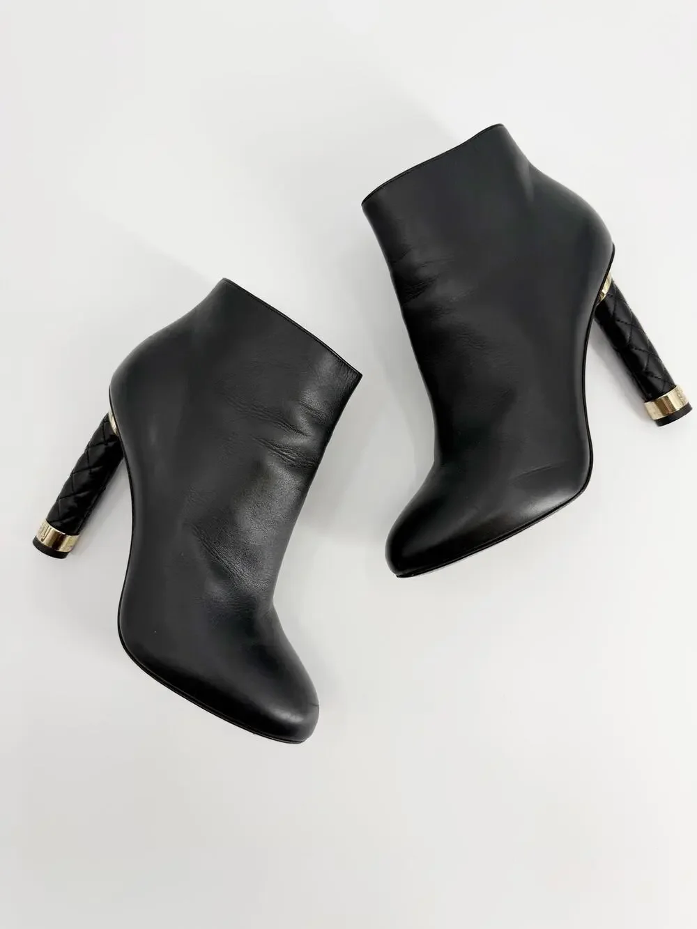 Chanel Black Calfskin Leather Quilted Pole Heel Ankle Booties Size 39 EU Dustbag